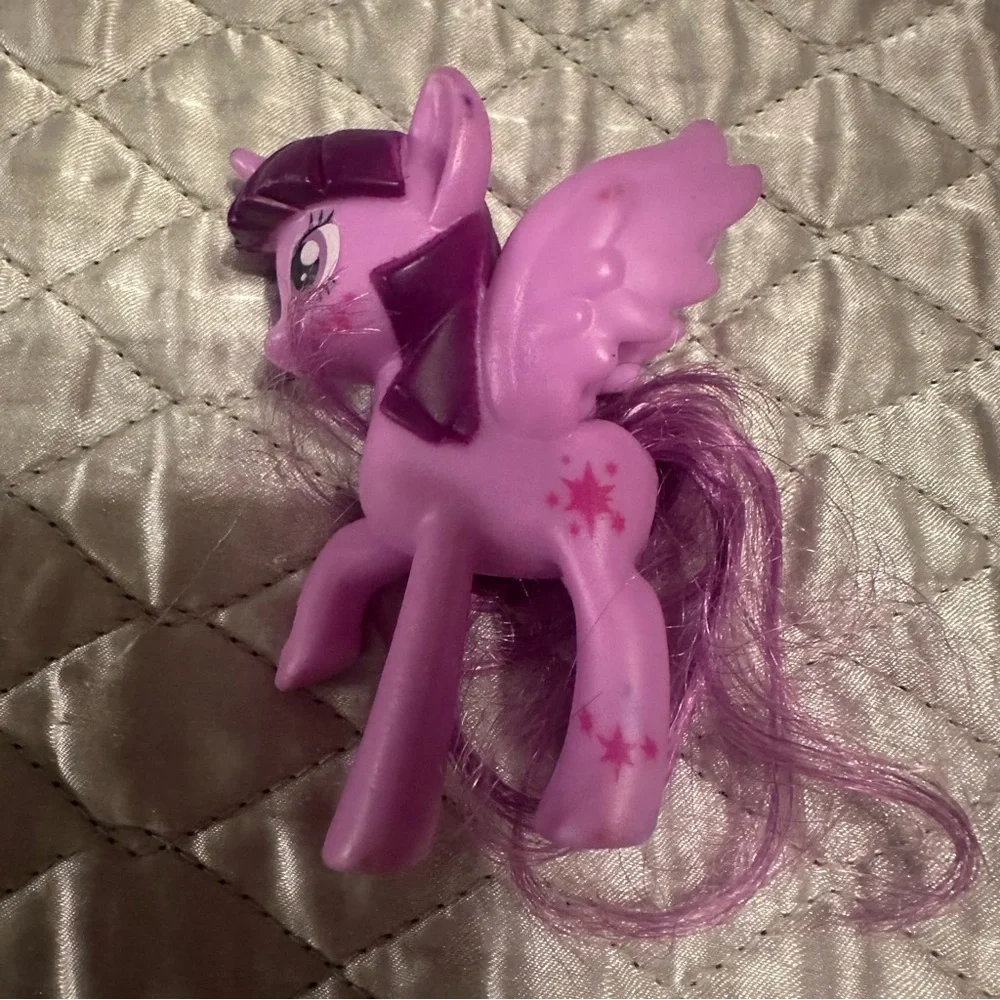My Little Pony & Shopkins pony -3 ponies & 2 accessories